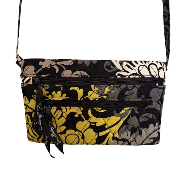 Vera Bradley Black Yellow Floral Quilted Wallet Crossbody Bag Wristlet - Picture 2 of 8
